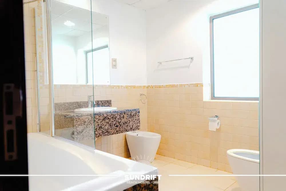 Sundrift Dubai Hostel - photo 1