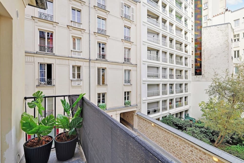 Beautiful Apartment 2br/6p - Eiffel Tower - photo 1