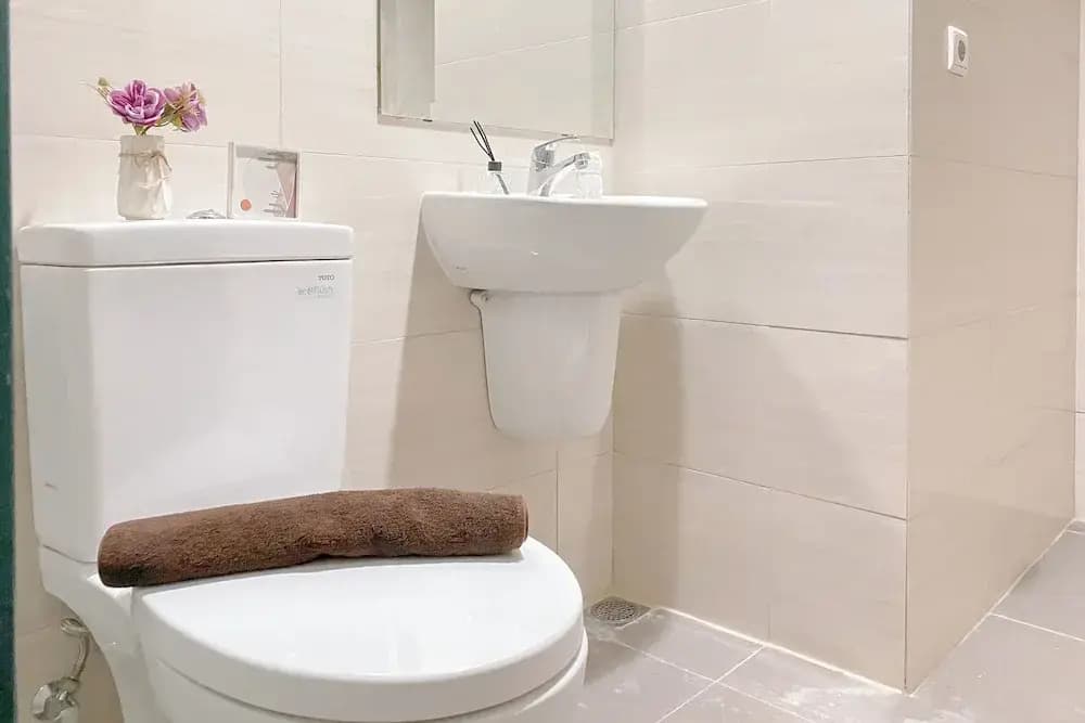 Best Deal and Elegant 2BR Apartment at Ciputra International - photo 9