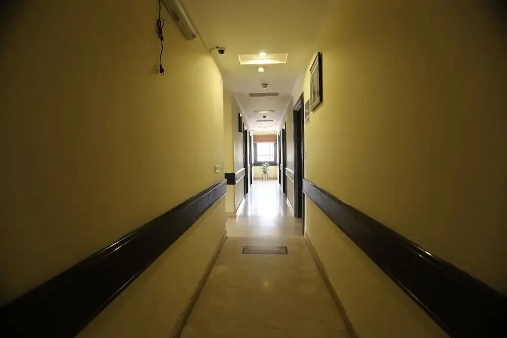 OYO 7075 Hotel Oakland - photo 13