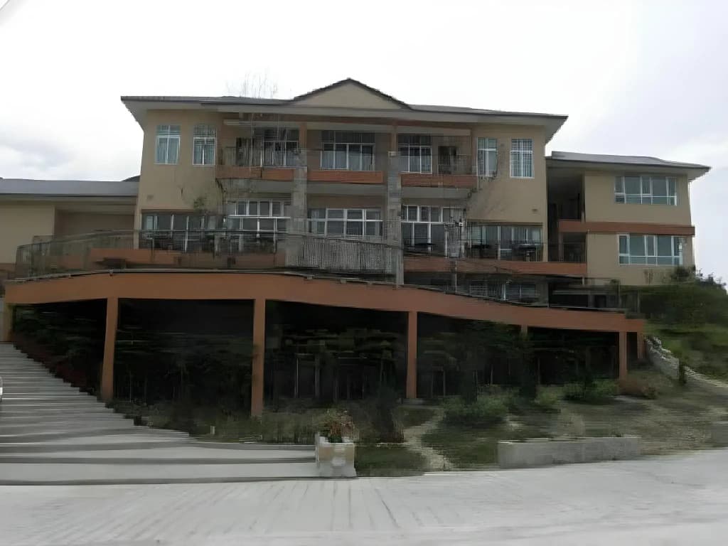 Dream World Resort - photo 1