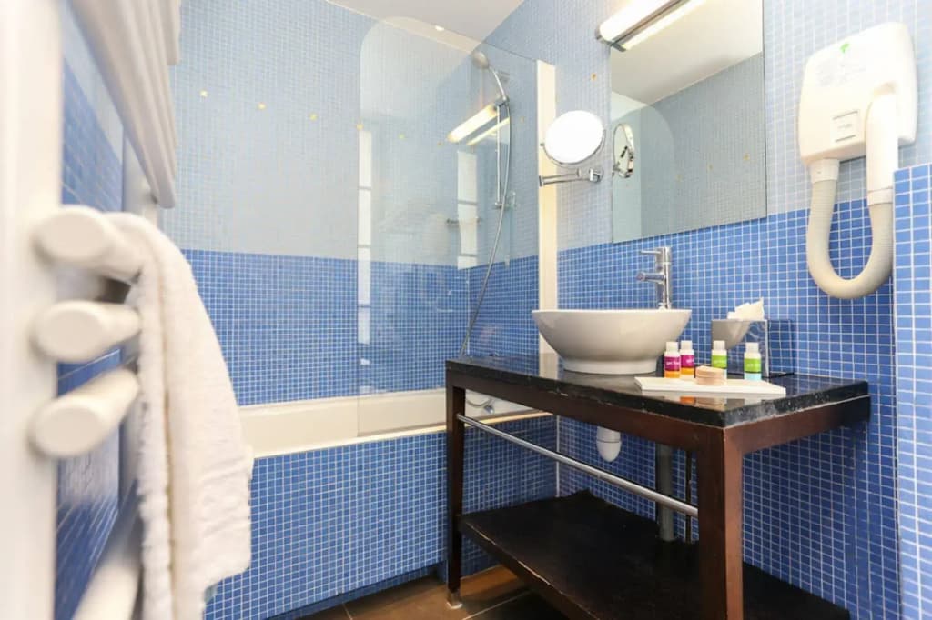 Hotel Le Rocroy - photo 11