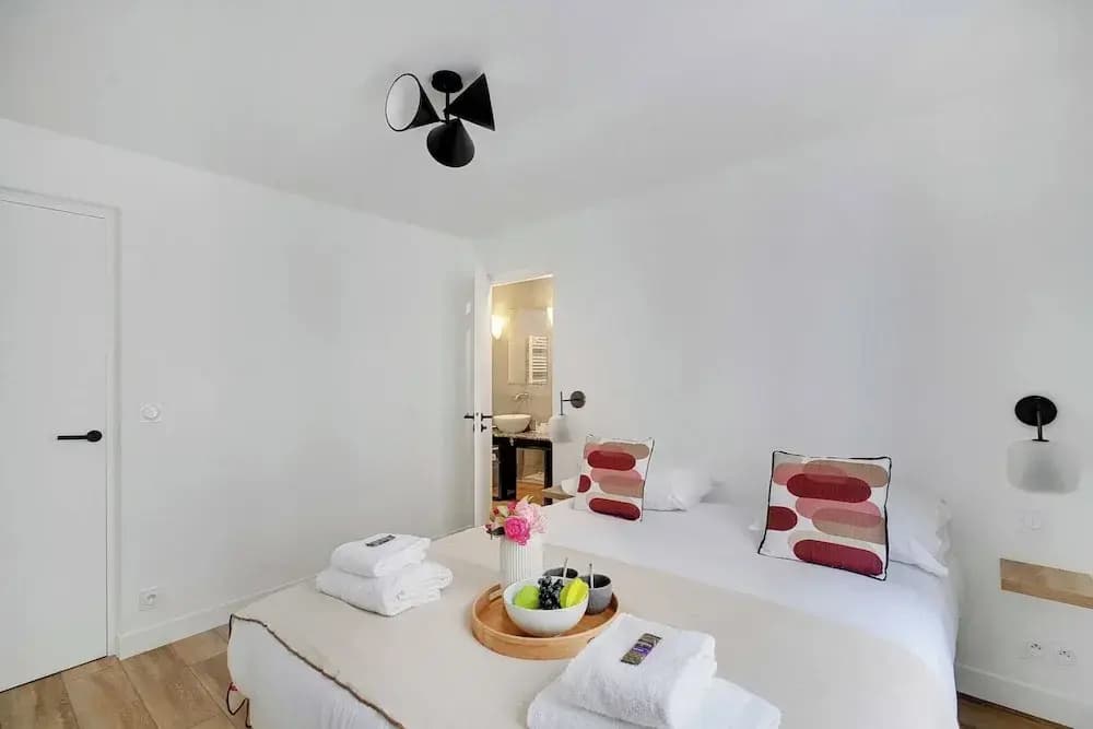 Chic Apartment - 2br/6p - Saint-ambroise - photo 3