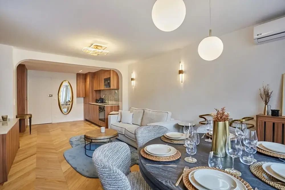 Apartment in the Center of Paris - photo 9