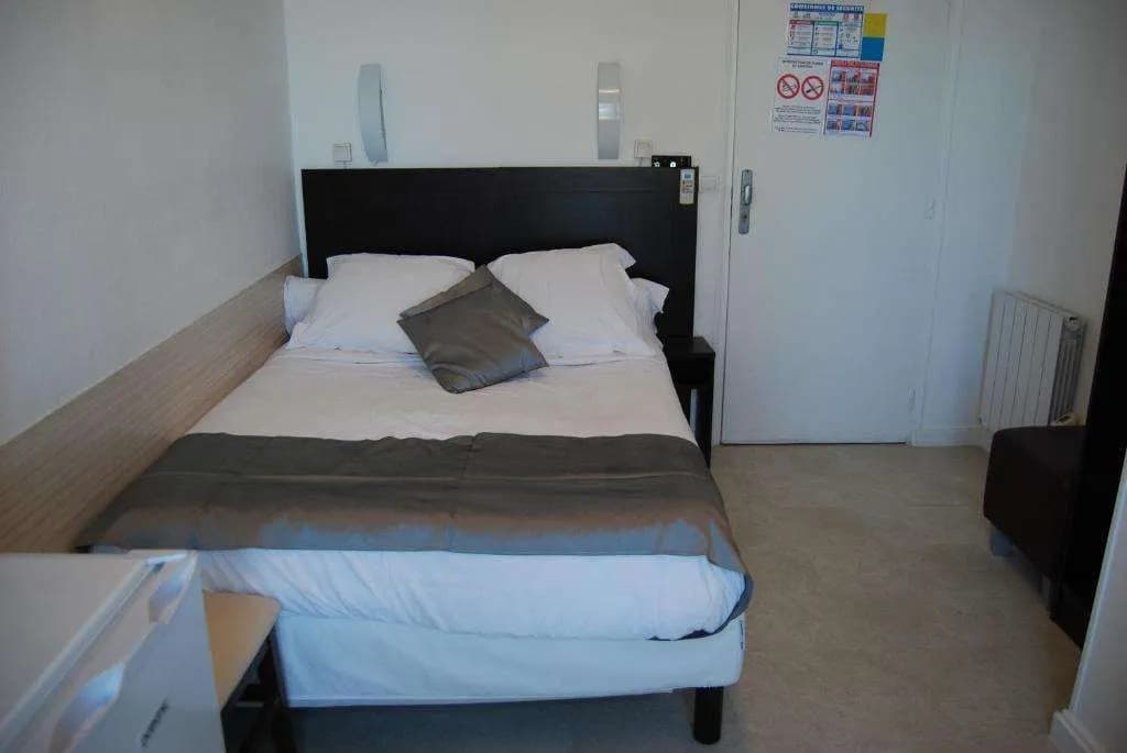 Azur Hotel - photo 26