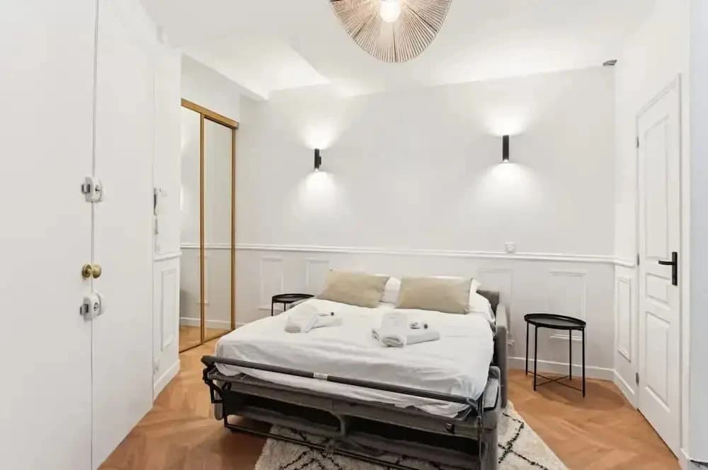 Charming Studio - Pereire - Lease Mobility - photo 2