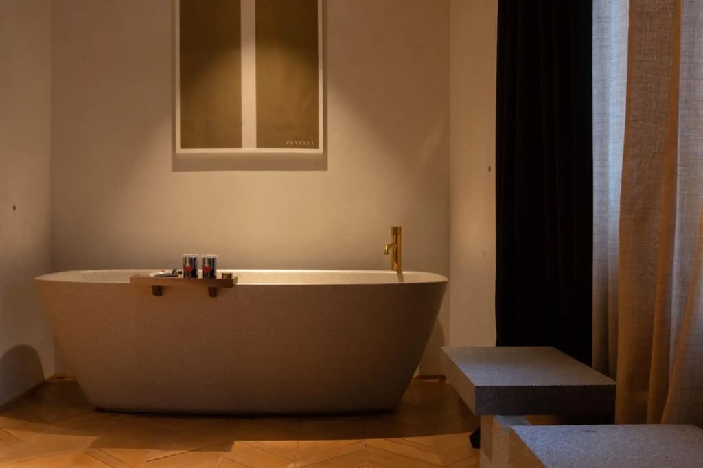 The Venice Venice Hotel - photo 20