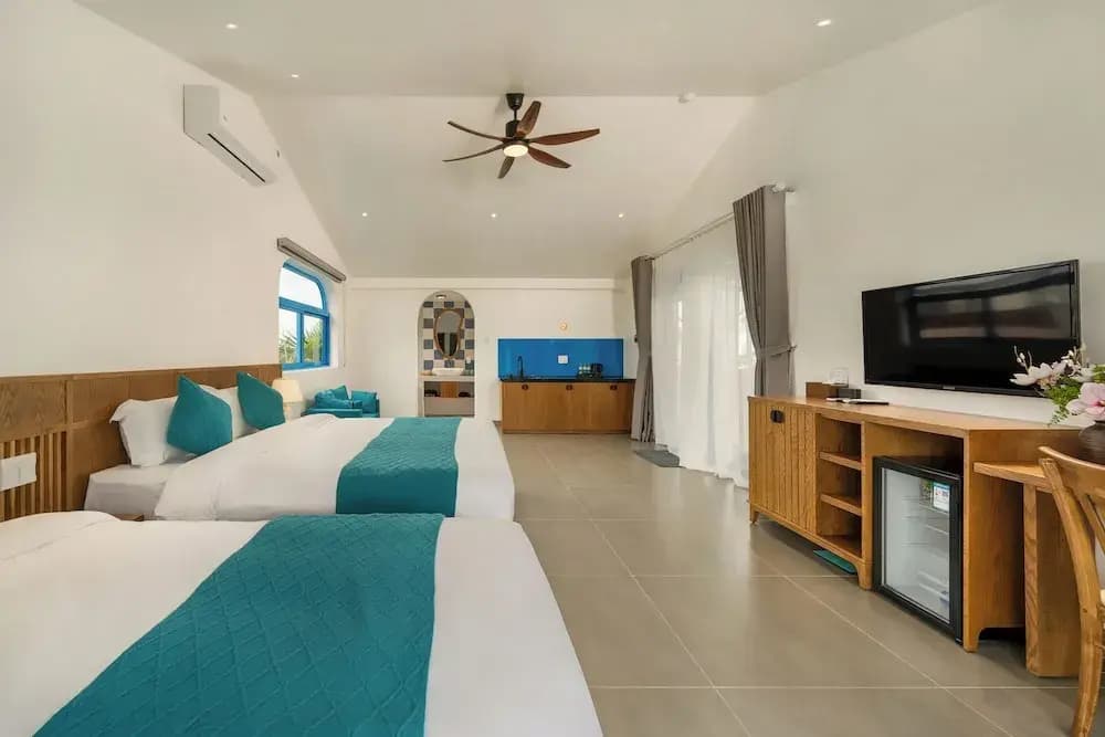 The Linh Coastline Villa - photo 30