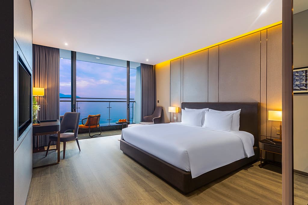 Le Sands Oceanfront Danang Hotel - photo 3