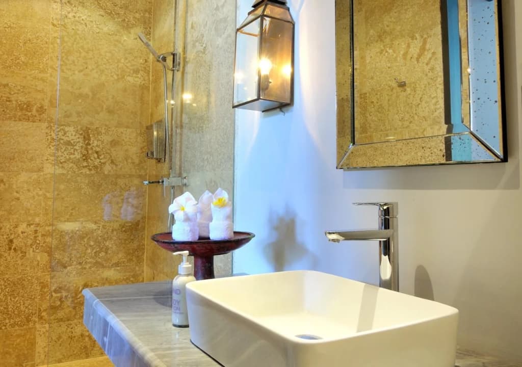 Room & Vespa Suite 1 - photo 5