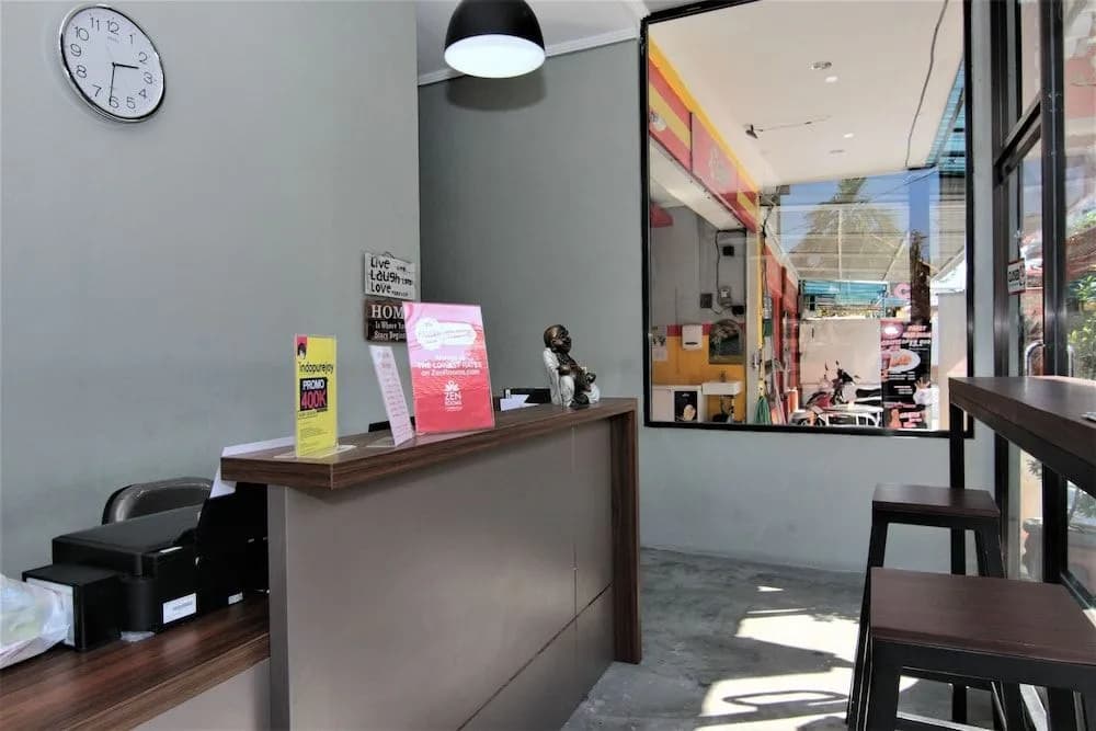 ZEN Hostel Jalan Patimura Legian - photo 20