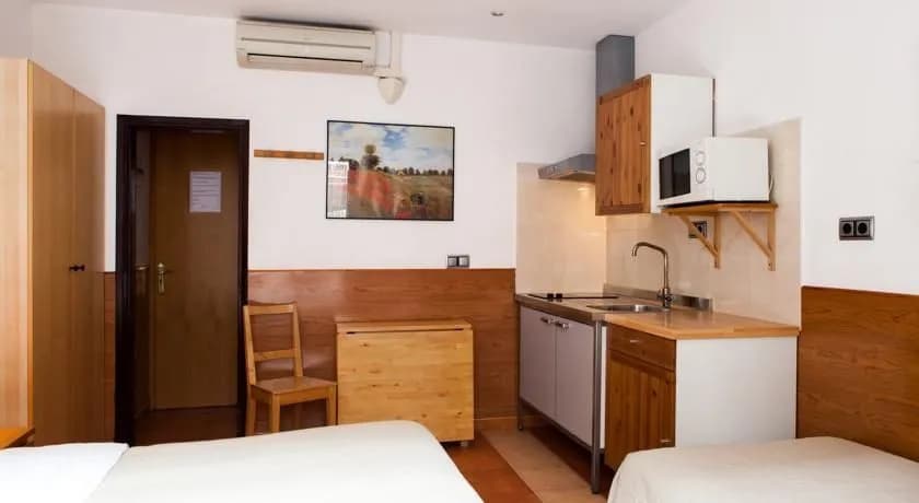 Studios Pelayo Guest House - photo 13