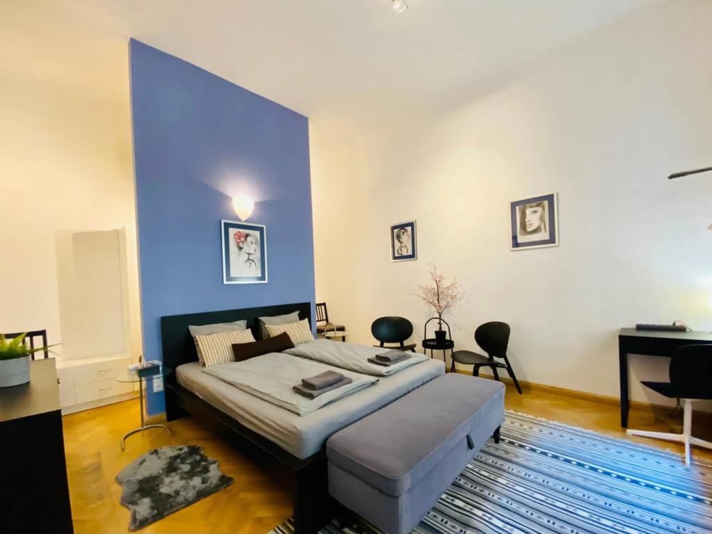 Deco House - Huge central two bedroom - photo 6