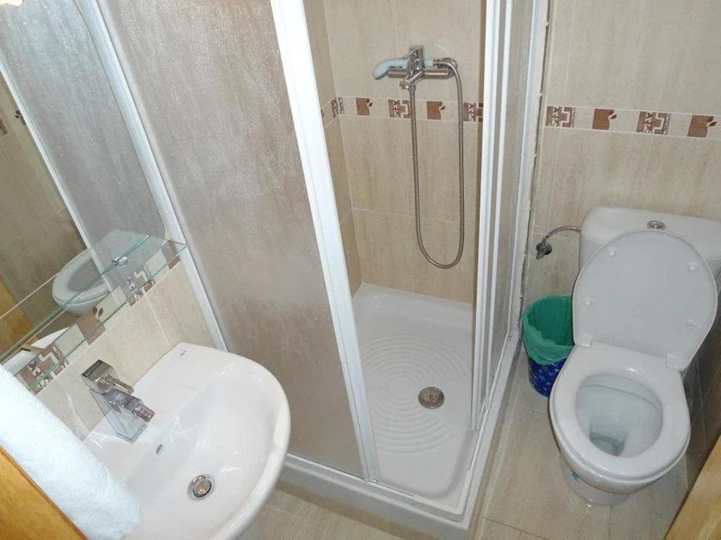 Hostal Florida - photo 8