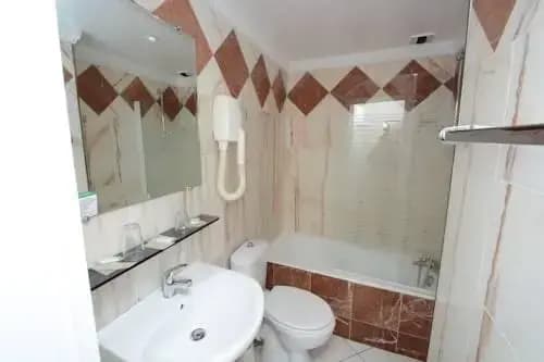 Familia Hotel - photo 10