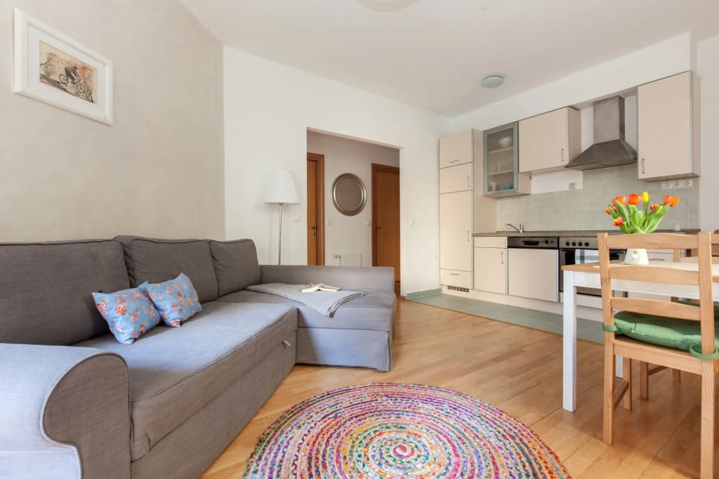 Town Hall Apartments - photo 6