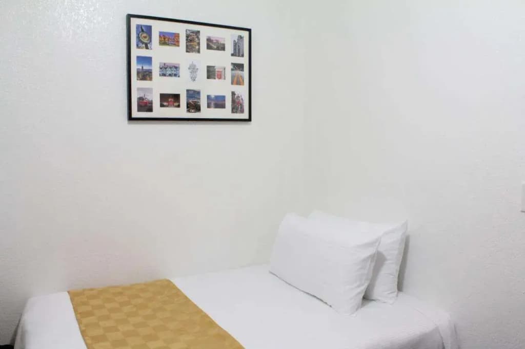 Union Hotel - photo 4