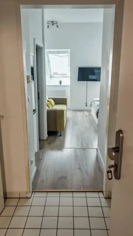 Charming 2 Apartments For Extended Stays - photo 10