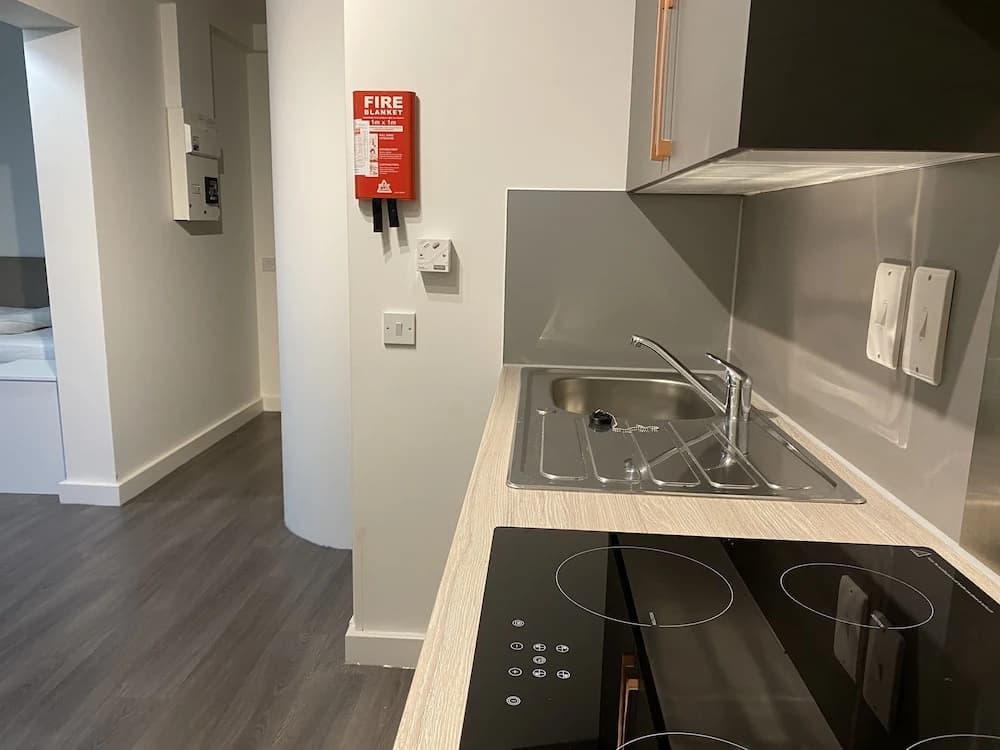 En Suite Rooms, EDINBURGH - SK - photo 11