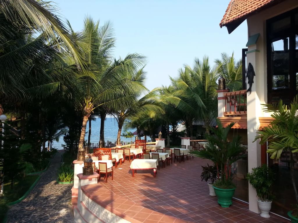 L'Azure Resort and Spa - photo 24