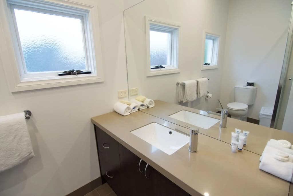 Buckingham Apartments - photo 9