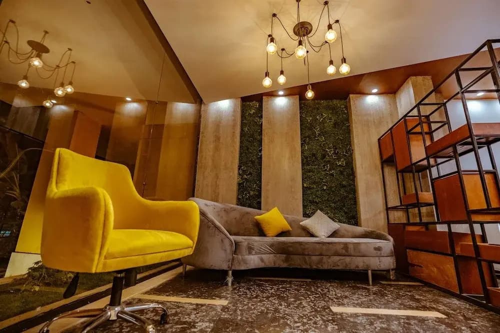 Travelholic Inn - photo 17