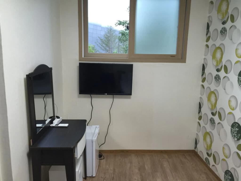 Hamory Guesthouse - photo 6