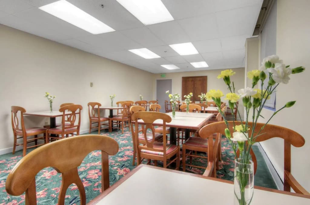 The Monarch Hotel - photo 15