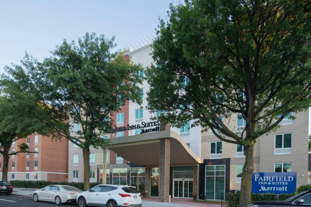 Fairfield Inn & Suites New York Queens/Fresh Meadows - main photo