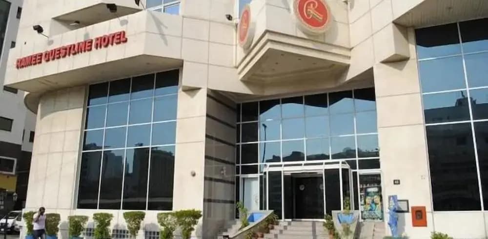 Ramee Guestline Hotel - photo 1