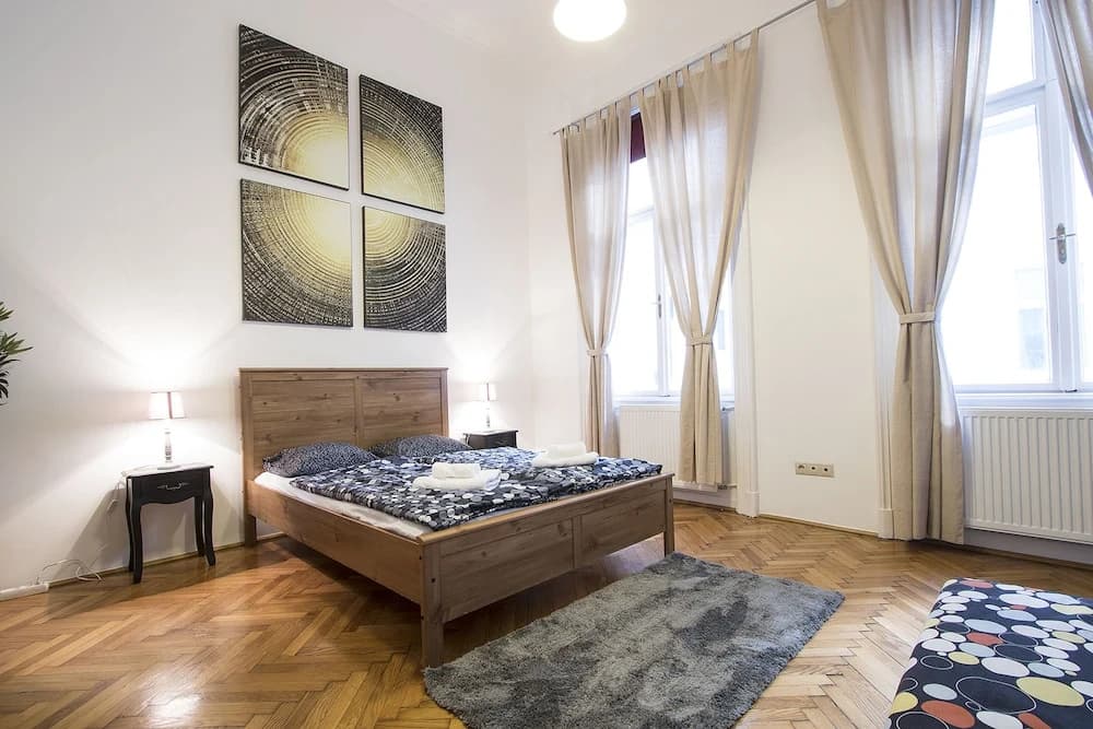 Large Central Apartments Kálmán Imre - photo 11