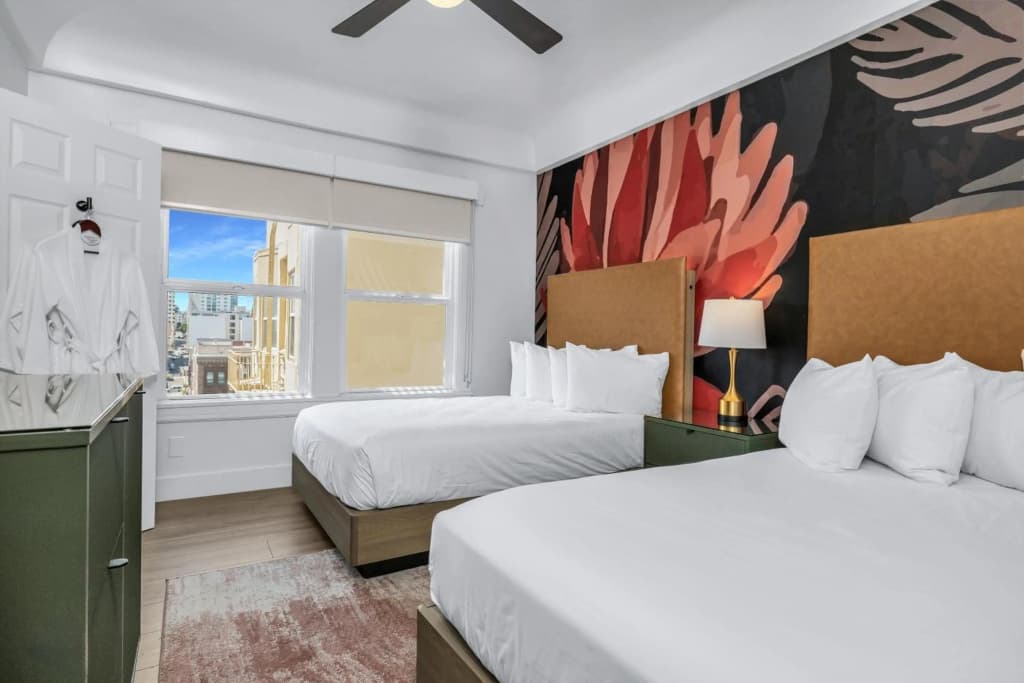 Nob Hill Hotel - photo 10