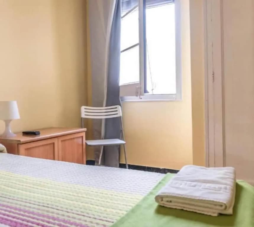 Hostel Turistic Castell - photo 4