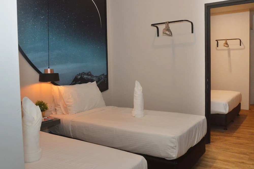 De Luna Hotel - photo 4