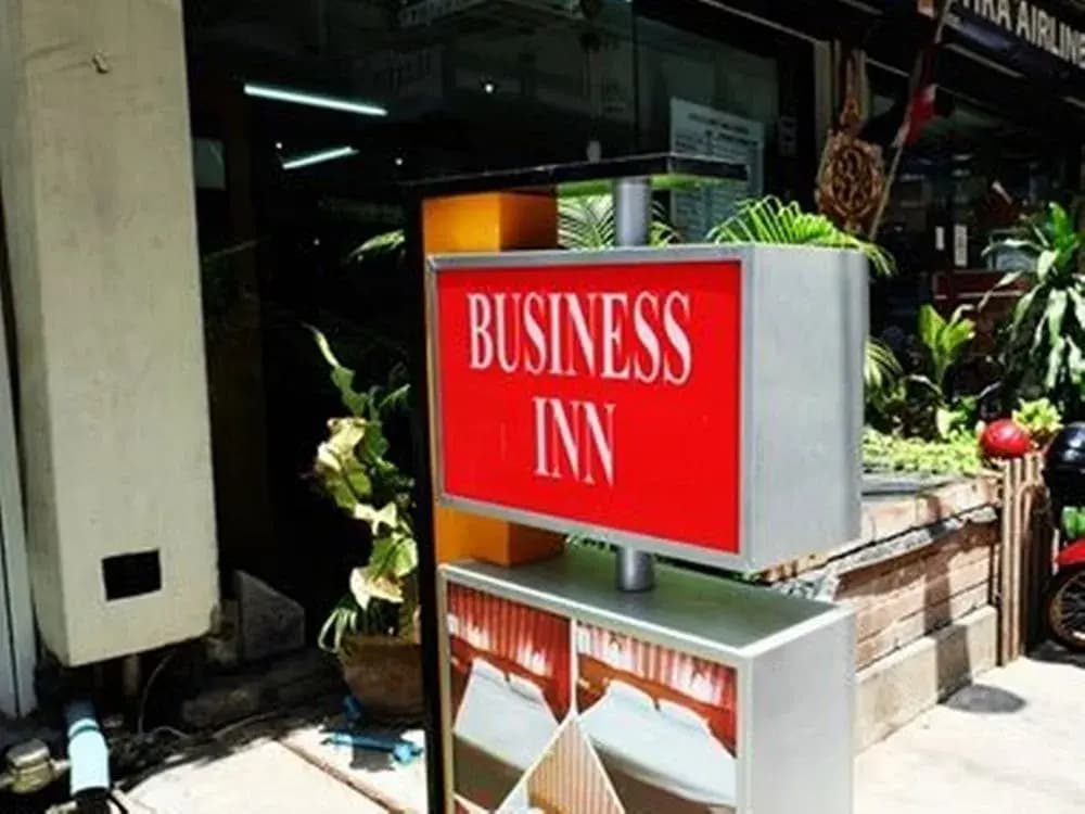 Business Inn At Sukhumvit 11 By Hjz - main photo