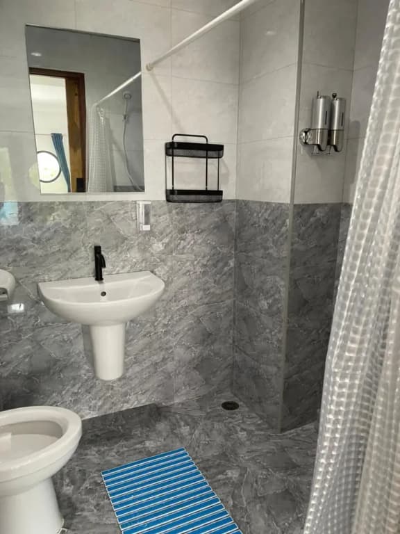 Skipper's Guesthouse - photo 4