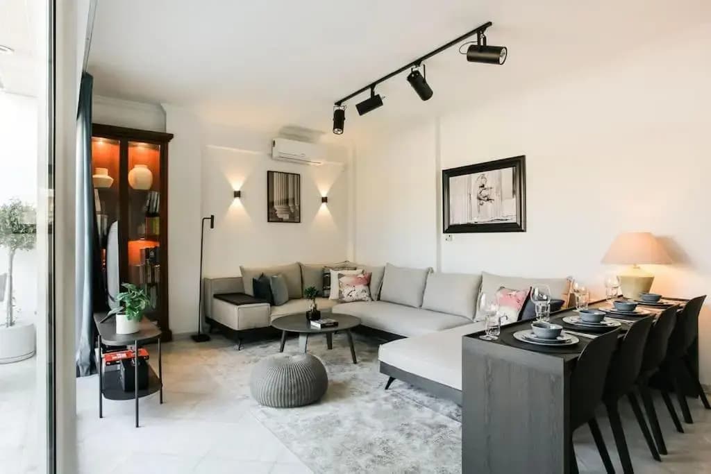Acropolis Veranda Residence - photo 2