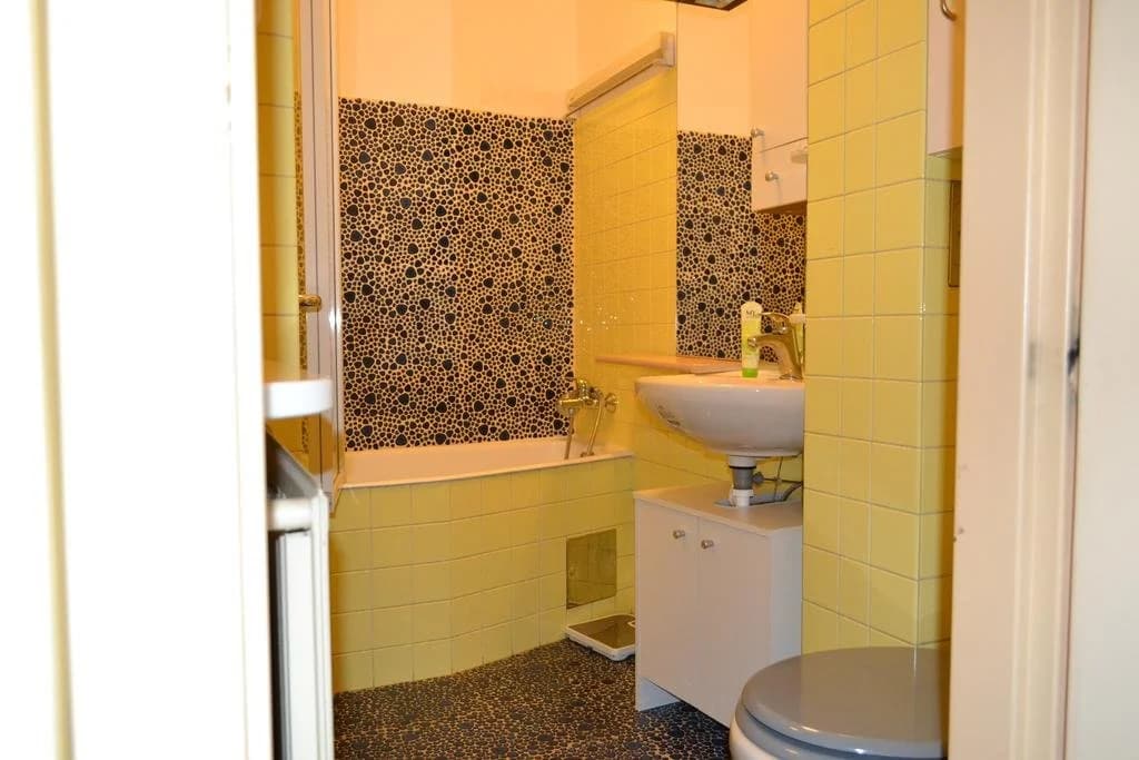 Goldfisch Apartment Vienna Opera House - photo 8