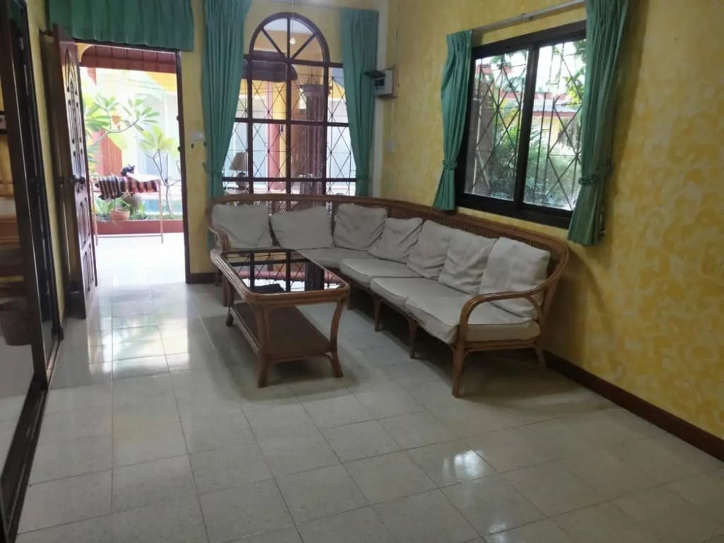 Ban Elephant Blanc Apartment - photo 14
