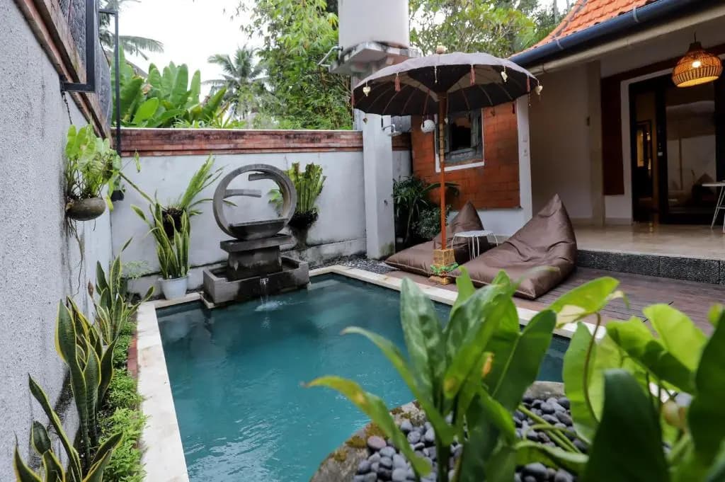 Secret House: a Hidden Paradise for Young Couple - main photo