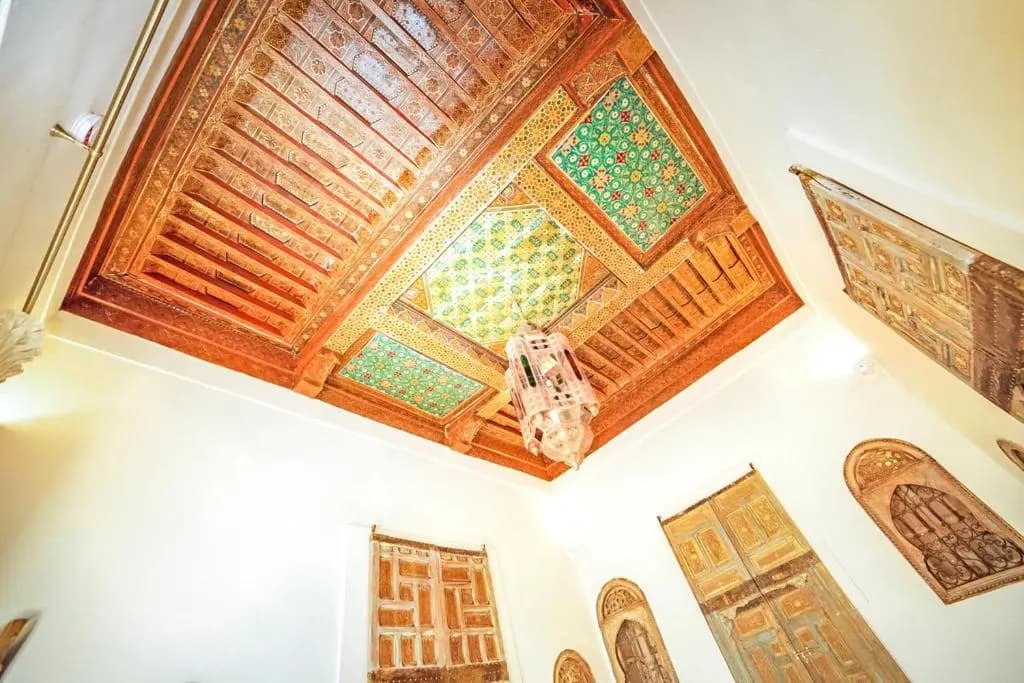Marrakesh Villa Sleeps 14 with Pool - photo 18