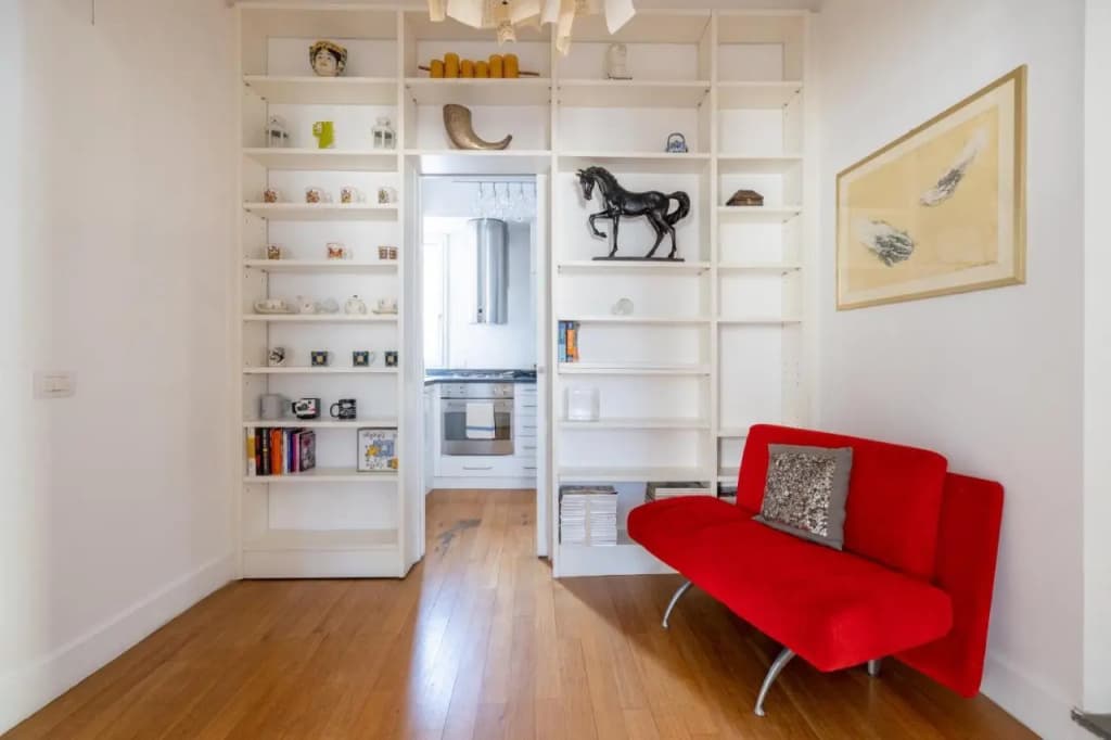 The Right Place 4u Mario de Fiori Apartment - photo 18