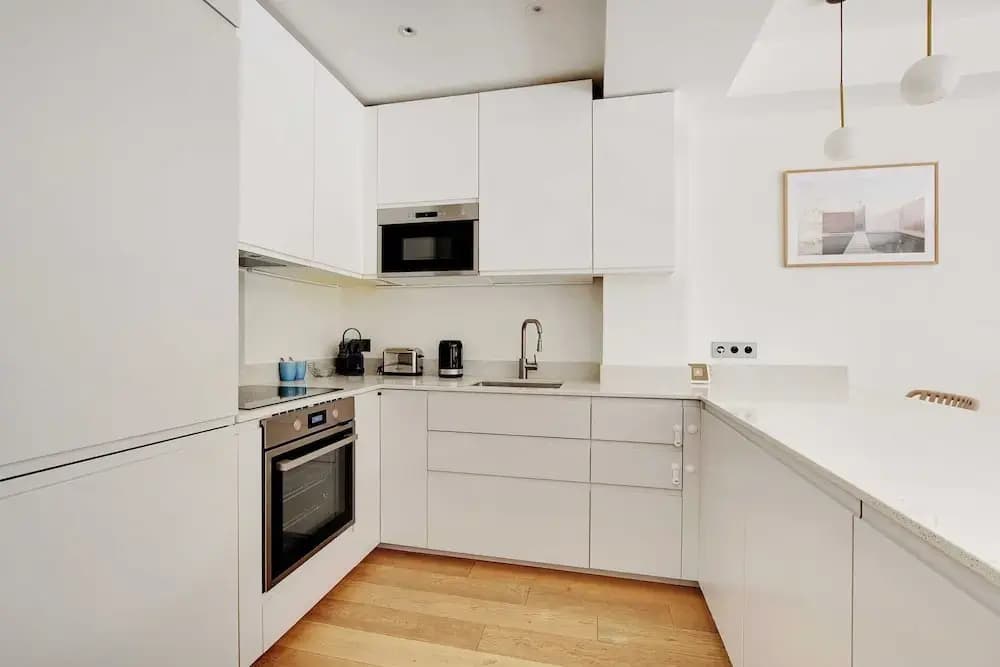 Passy / Eiffel Tower - Amazing 2BR With Garden - photo 13