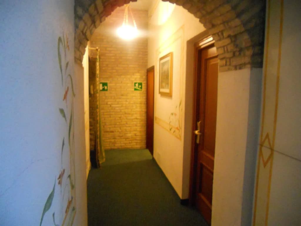 Hotel Trastevere - photo 17