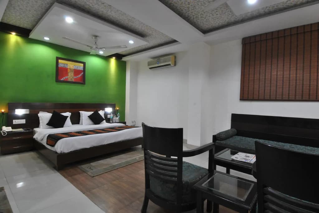 Hotel Chand Palace - photo 2