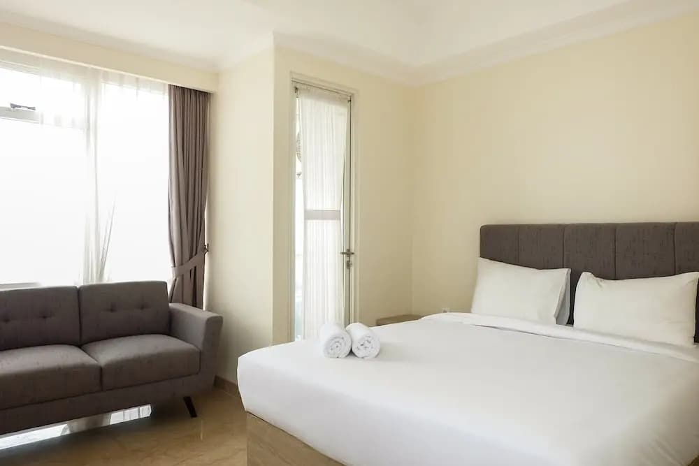 Highest Value Studio Room at Menteng Park Apartment - photo 2