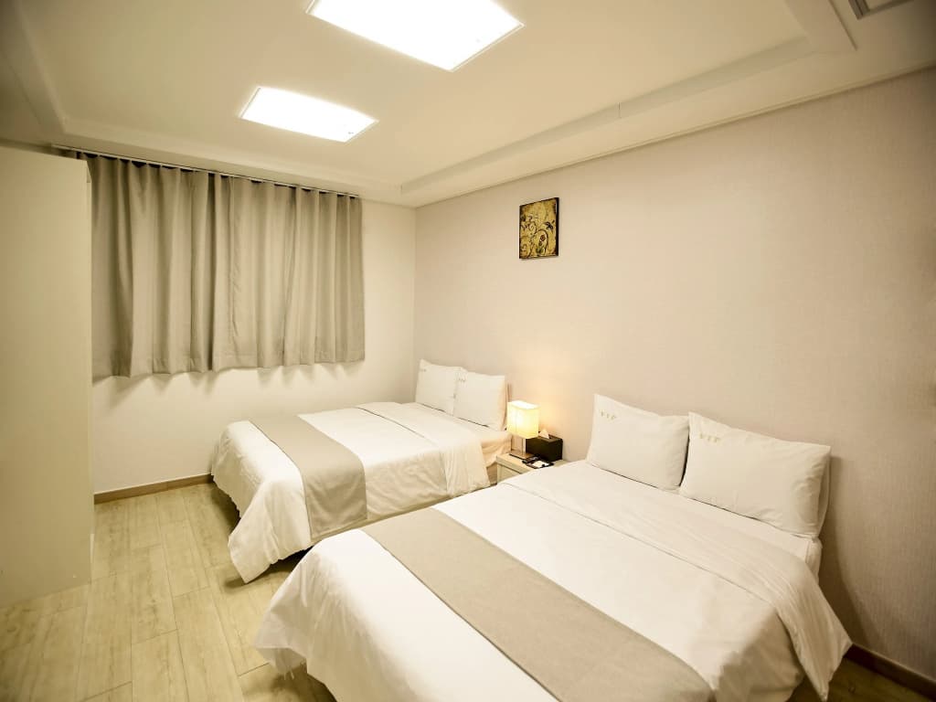 Yeongdeungpo VIP Hotel - photo 4