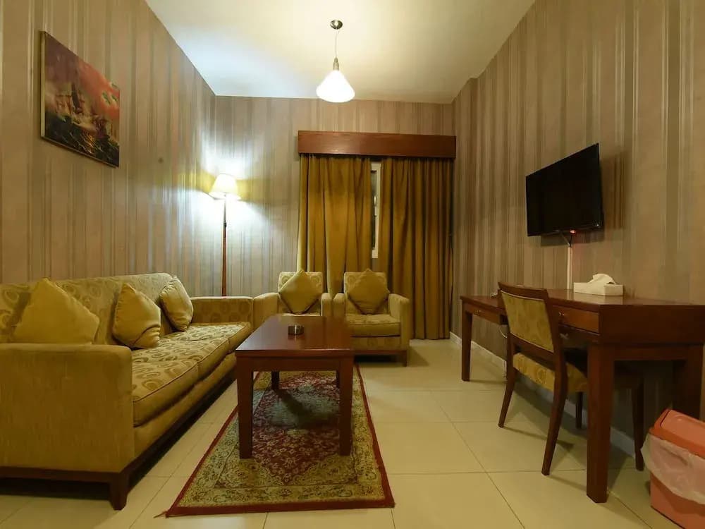 OYO 274 California Suites - photo 7