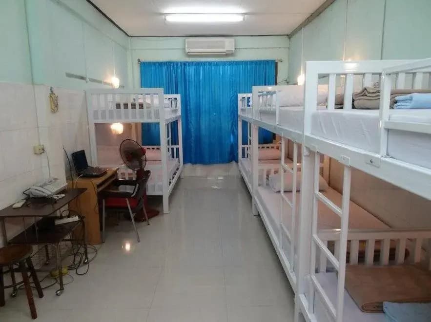 Khaosan River Inn Hostel - photo 8