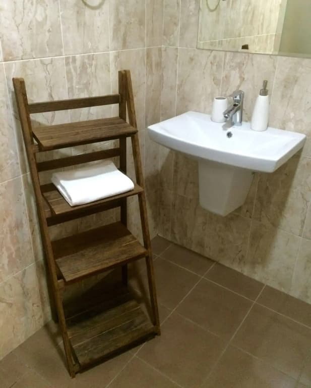 Red Fox Guesthouse - photo 8